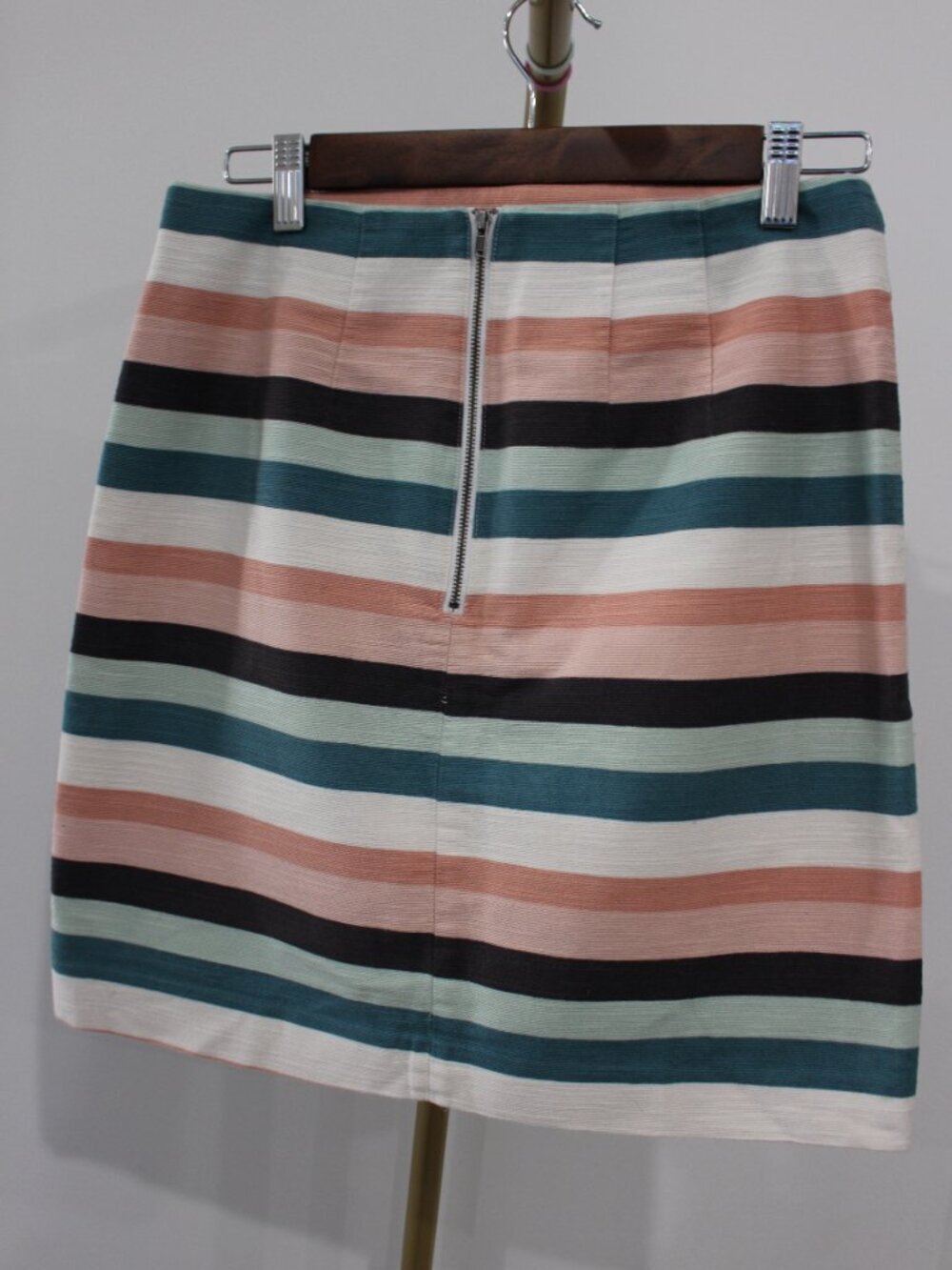 Loft Striped Mini Skirt Size 2 - Picture 3 of 4